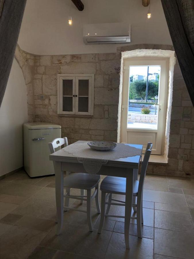 Trulli Le 2 Nicchie Villa Locorotondo Dış mekan fotoğraf