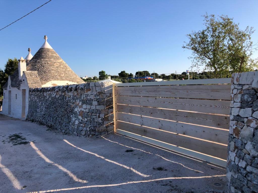 Trulli Le 2 Nicchie Villa Locorotondo Dış mekan fotoğraf
